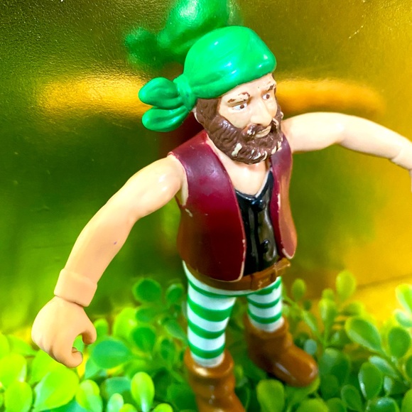 WHERE’S WALDO ? PIRATE VINTAGE 1991 COLLECTIBLE BENDABLE FIGURE MATTEL 5” - Picture 3 of 9